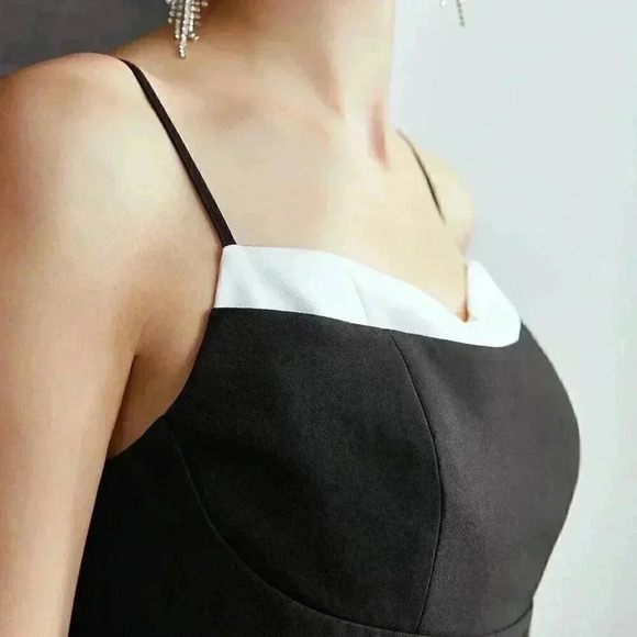 Black Two-Tone Women's Party Flowy Cami Top - Picture 2 of 7